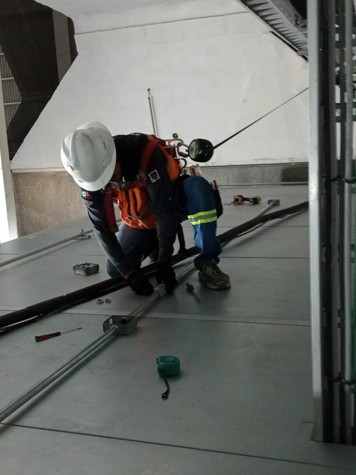Instalación de sistema contra incendio en nave industrial